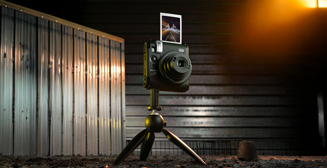 Фотоаппарат моментальной печати Fujifilm Instax Mini 99 чёрный Фотоаппарат моментальной печати Fujifilm Instax Mini 99 чёрный - 4